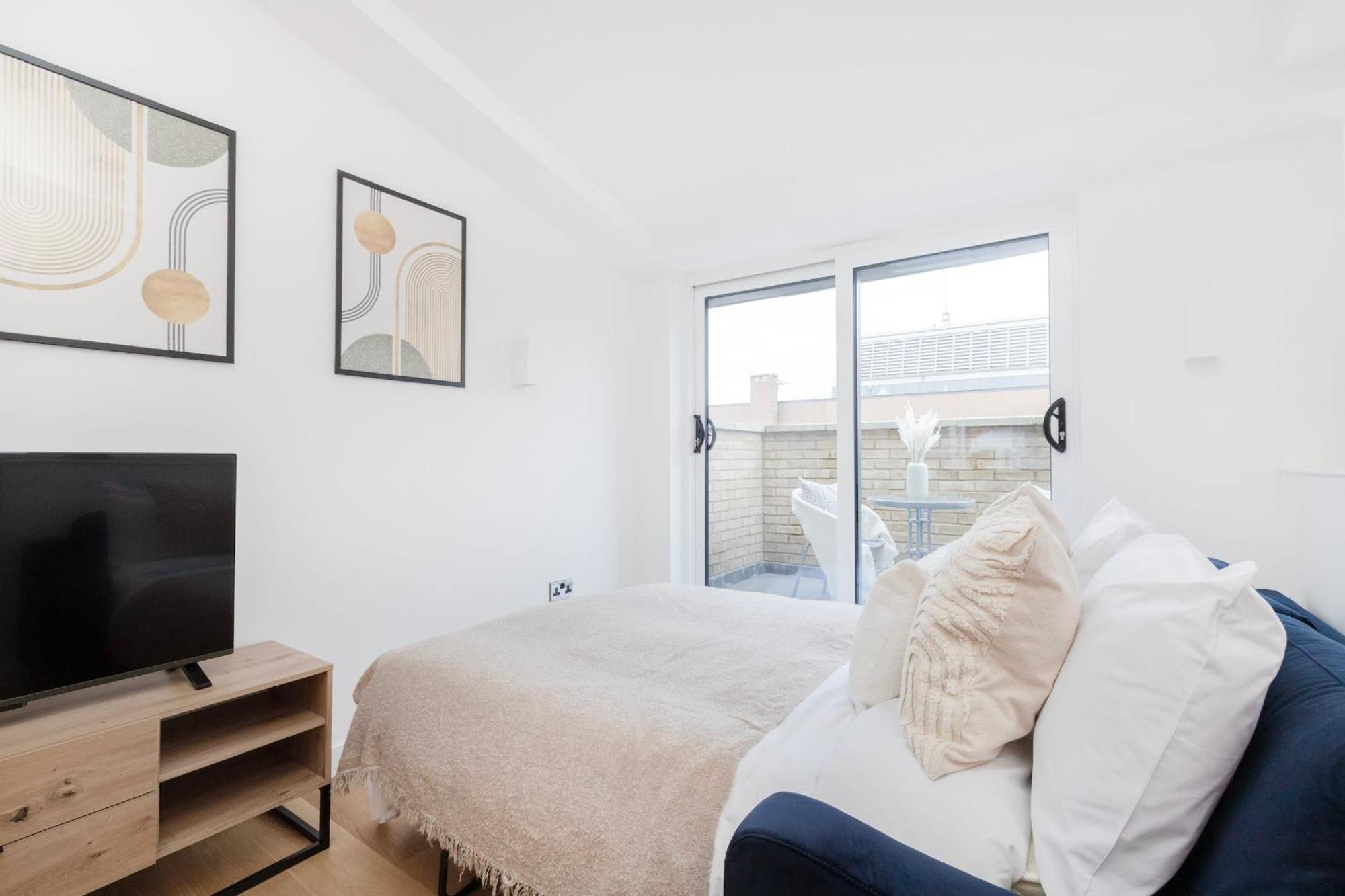 Fitzrovia & Soho - 2Br With Balcony - Cityapartmentstay 伦敦 外观 照片