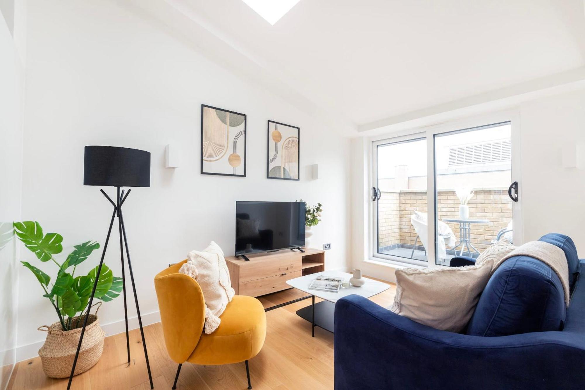 Fitzrovia & Soho - 2Br With Balcony - Cityapartmentstay 伦敦 外观 照片
