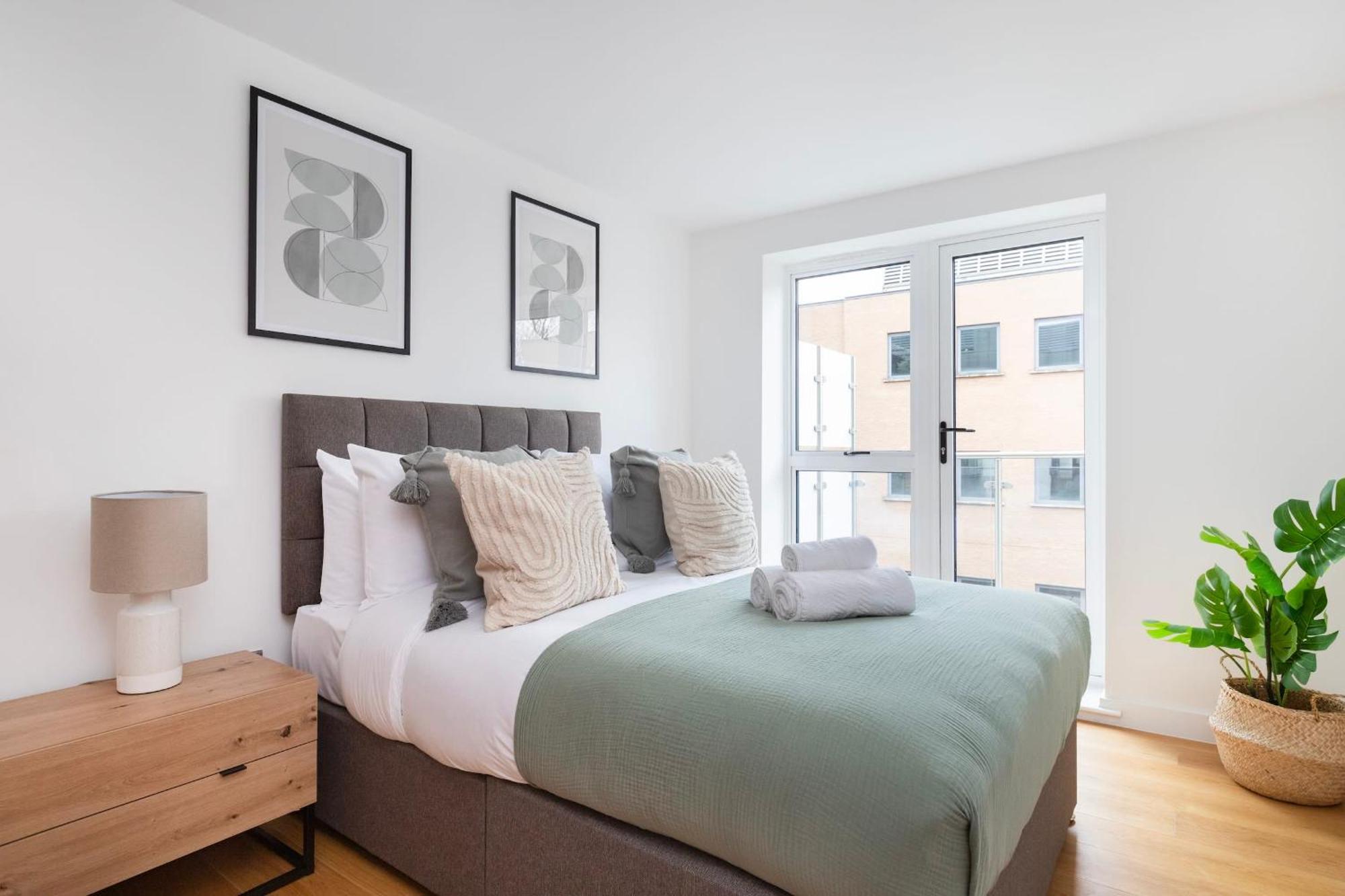 Fitzrovia & Soho - 2Br With Balcony - Cityapartmentstay 伦敦 外观 照片